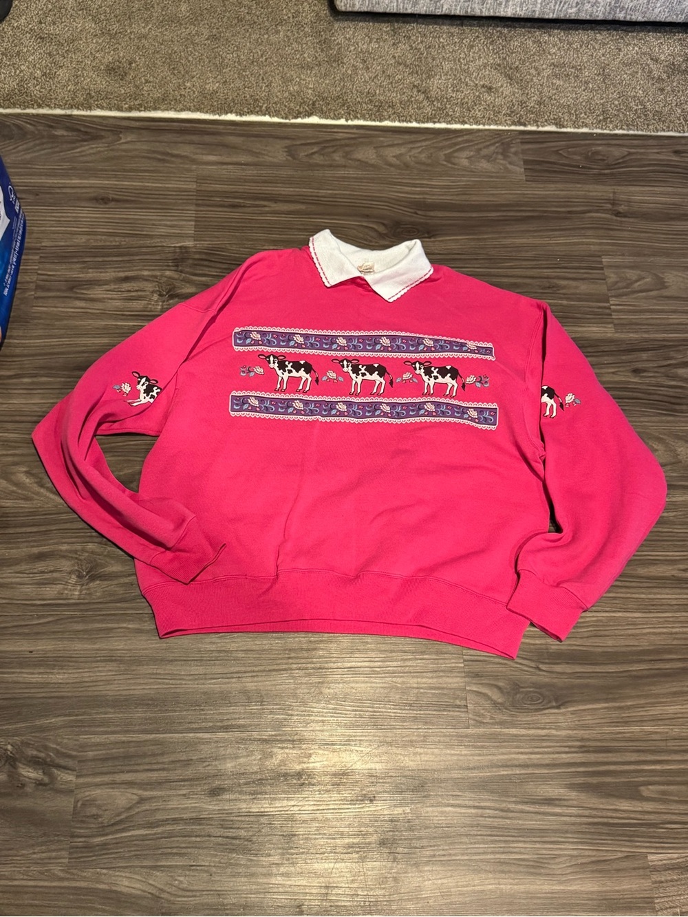 Vintage 90s Pink Cow Collared Sweatshirt XL Grandmacore